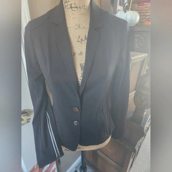 Black Blazer Sleeve Zippers by Marc Cain Sz 3/ Med - Picture 3 of 12